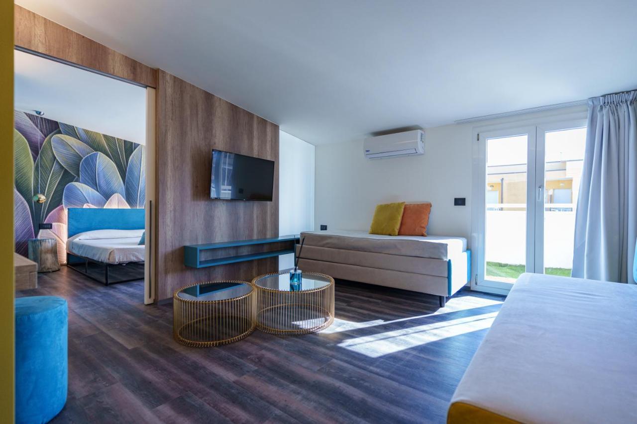 Design Hotel Astra B&B Мизано-Адриатико Экстерьер фото